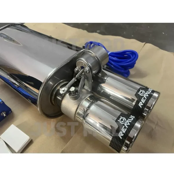 Remus Valvetronic Remote Exhaust Vacuum Kit – Premium Carbon Double Tip for Cars | JUSTMOD